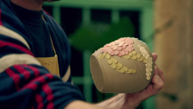 The Great Pottery Throw Down S08E04 Raku Vessels and a Decorative Challenge 720p ALL4 WEB-DL AAC2 0 H 264-RAWR EZTV