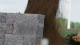 The Incredible Pol Farm S01E05 1080p WEB h264-EDITH EZTV