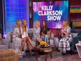The Kelly Clarkson Show 2019 10 12 Christie Brinkley 480p x264-mSD EZTV