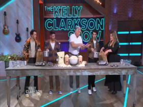 The Kelly Clarkson Show 2022 04 08 Idris Elba 480p x264-mSD EZTV