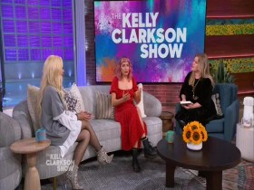 The Kelly Clarkson Show 2022 10 03 Gwen Stefani 480p x264-mSD EZTV