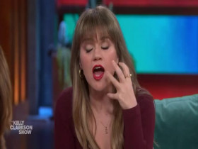 The Kelly Clarkson Show 2024 05 28 Ben Platt 480p x264-mSD EZTV
