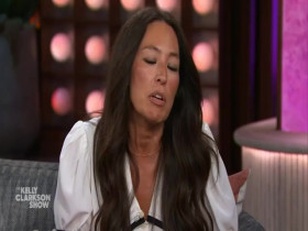 The Kelly Clarkson Show 2024 06 17 Kenny Chesney 480p x264-mSD EZTV