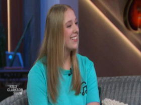 The Kelly Clarkson Show 2024 06 20 Ava DuVernay 480p x264-mSD EZTV