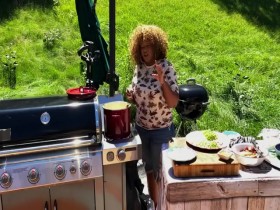 The Kitchen S25E13 Our Best Big Batch Recipes 480p x264-mSD EZTV