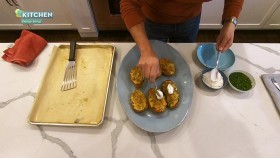 The Kitchen S26E08 Turkey Day To-Do List 1080p WEB H264-KOMPOST EZTV