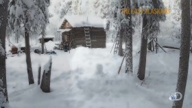 The Last Alaskans S02E06 On Thin Ice 720p HDTV x264-DHD EZTV