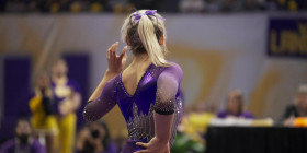 The Money Game 2024 S01E03 You Cant See Me 720p AMZN WEB-DL DDP5 1 H 264-FLUX EZTV