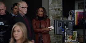 The Morning Show 2019 S02E03 1080p WEB H264-CAKES EZTV