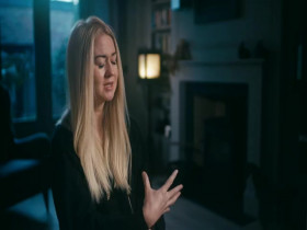 The Murderous Scissor Sisters S01E02 480p x264-mSD EZTV