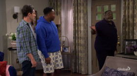 The Neighborhood S07E01 720p HEVC x265-MeGusta EZTV