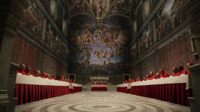 The New Pope S01E01 iNTERNAL 1080p WEB H264-GHOSTS EZTV