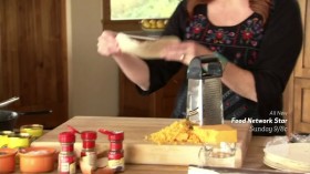 The Pioneer Woman S04E09 Food and Football HDTV x264-W4F EZTV