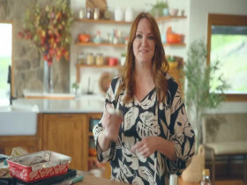 The Pioneer Woman S38E05 480p x264-mSD EZTV