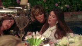 The Real Housewives of Beverly Hills S07E06 720p WEB x264-HEAT EZTV