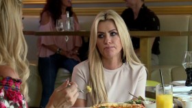 The Real Housewives of Cheshire S08E04 WEB x264-KOMPOST EZTV