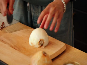 The Real Housewives of New York City S15E09 Coming Clean 480p x264-mSD EZTV