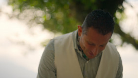 The Reluctant Traveler with Eugene Levy 2023 S02E05 1080p ATVP WEB-DL H265 SDR DDP Atmos 5 1 English-HONE EZTV