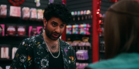 The Sex Lives of College Girls S03E03 Four to a Suite 1080p AMZN WEB-DL DDP5 1 H 264-NTb EZTV