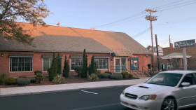 The Spencer Sisters S01E10 720p HEVC x265-MeGusta EZTV