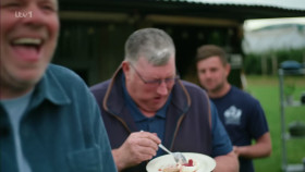 Tom Kerridge Cooks Britain S01E04 1080p HEVC x265-MeGusta EZTV