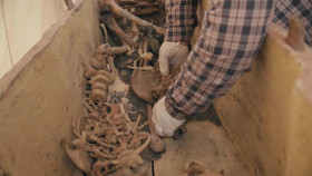 Tombs Of Egypt The Ultimate Mission S01E01 1080p WEB H264-CBFM EZTV