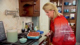 Trishas Southern Kitchen S02E06 Garth Brooks Is in the Kitchen 720p HDTV x264-W4F EZTV