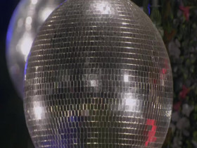 Twin Love S01E04 480p x264-mSD EZTV