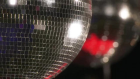 Twin Love S01E04 XviD-AFG EZTV