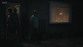 Two Doors Down S06E01 XviD-AFG EZTV