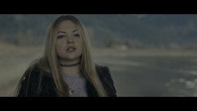 Under the Bridge 2024 S01E02 1080p WEBRip HDR10 10Bit DDP5 1 HEVC-d3g EZTV