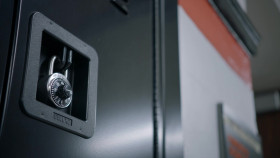 Uninterrupteds Top Class Tennis S01E02 1080p WEB H264-WhereIsZendaya EZTV