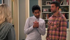 United States of Al S01E02 1080p HEVC x265-MeGusta EZTV