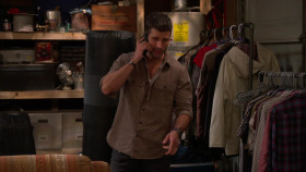 United States of Al S02E01 1080p WEB H264-CAKES EZTV