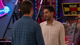 United States of Al S02E06 720p WEB H264-CAKES EZTV