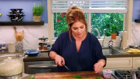 Valeries Home Cooking S10E07 Turning Over a New Leaf 720p WEBRip x264-CAFFEiNE EZTV