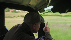 Vinnie Jones in the Country S02E01 Moving Forwards 1080p AMZN WEB-DL DDP2 0 H 264-RAWR EZTV