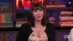 Watch What Happens Live 2018 05 17 Mary Steenburgen and Candice 720p WEB x264-TBS EZTV