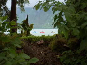 Welcome to Earth S01E04 480p x264-mSD EZTV