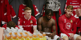 Welcome to Wrexham S03E04 Risky Business 1080p AMZN WEB-DL DDP5 1 H 264-FLUX EZTV