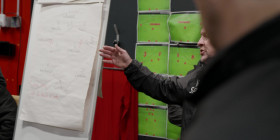 Welcome To Wrexham S03E06 1080p AMZN WEB-DL DDP5 1 H 264-NTb EZTV