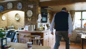 Wheeler Dealers World Tour S01E10 Mini-UK 1080p DSCP WEB-DL AAC2 0 H 264-playWEB EZTV