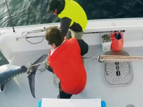 Wicked Tuna Outer Banks S07E10 Make Your Own Luck 480p x264-mSD EZTV