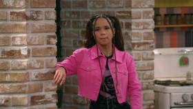 Wizards Beyond Waverly Place S01E02 Mortal Vibes Only 720p AMZN WEB-DL DDP5 1 H 264-FLUX EZTV