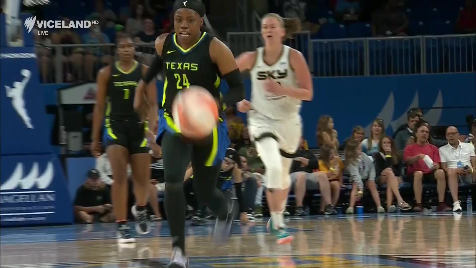 WNBA 2022 07 22 Dallas Wings Vs Chicago Sky 1080p HDTV H264DARKSPORT