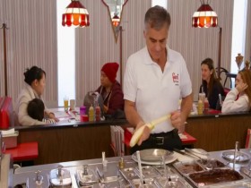 Yum and Yummer S03E01 Let Them Eat Sweets 480p x264-mSD EZTV